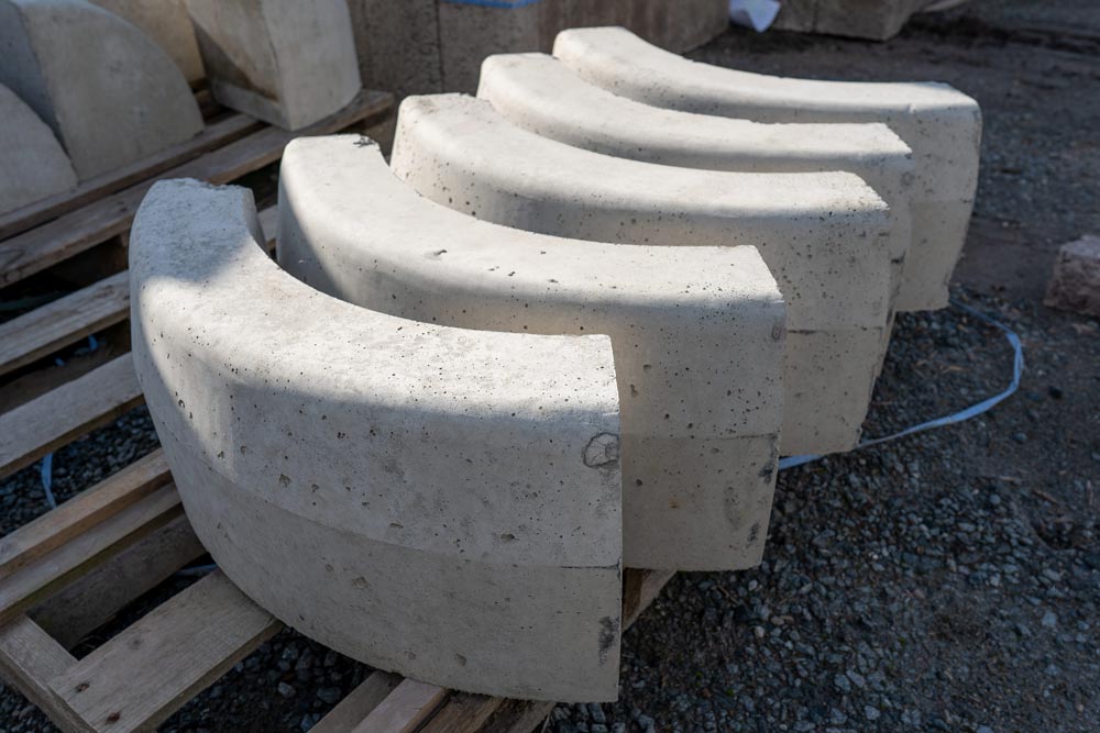 10x5 Corner Kerb Concrete Kerbs Ireland Colton Concrete